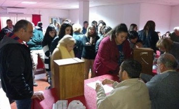 CAMBIEMOS PRESENTA SUS CANDIDATOS EN EL CLUB PROGRESO