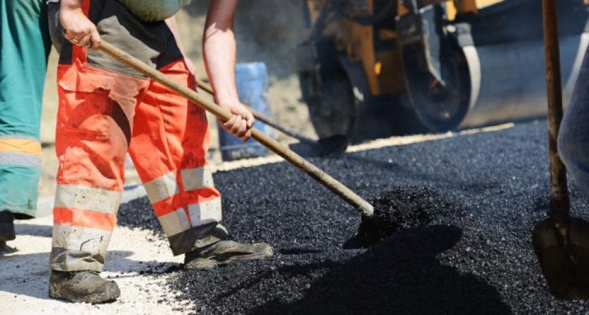 ADJUDICARON LA OBRA DE 12 CUADRAS DE ASFALTO A LA EMPRESA 