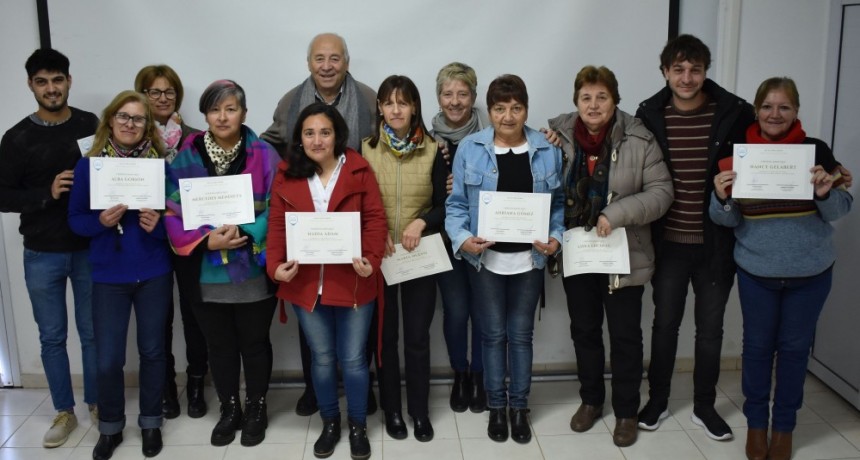 EGRESÓ UN NUEVO GRUPO DEL CURSO DE “ABC DIGITAL”