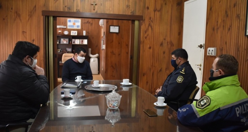 NOBRE FERREIRA SE REUNIÓ CON AUTORIDADES POLICIALES