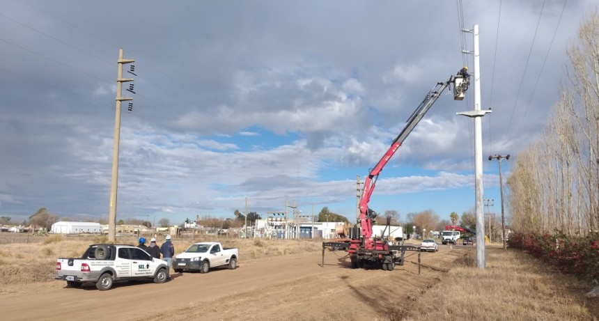 EDEN REALIZA UNA IMPORTANTE OBRA QUE BENEFICIARÁ A LOS USUARIOS DE PELLEGRINI, TRES LOMAS Y SALLIQUELÓ