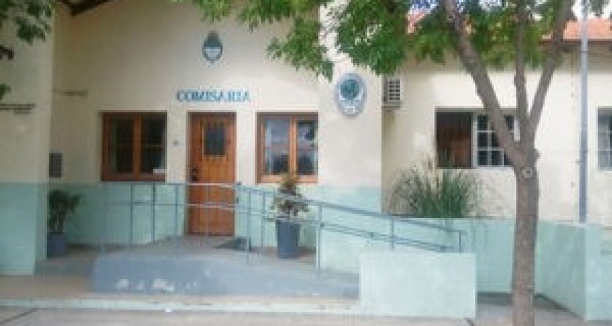 UNA PAREJA DE TRENQUE LAUQUEN TUVO QUE ABANDONAR LA PAMPA CON CUSTODIA POLICIAL. LES ABRIERON UNA CAUSA JUDICIAL.