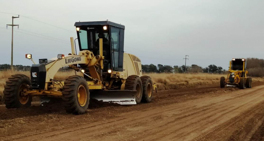 CONTINÚAN LOS TRABAJOS DE REPARACIÓN EN LOS CAMINOS RURALES