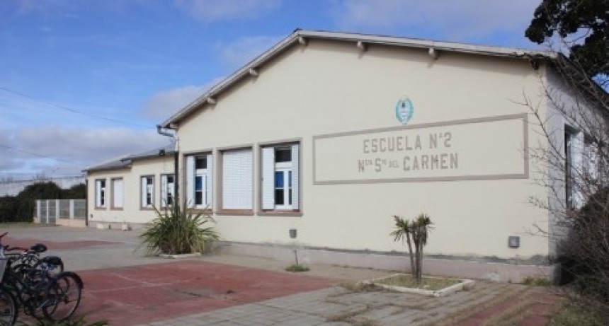 ENTREGA DE MATERIALES A LAS ESCUELAS PRIMARIAS