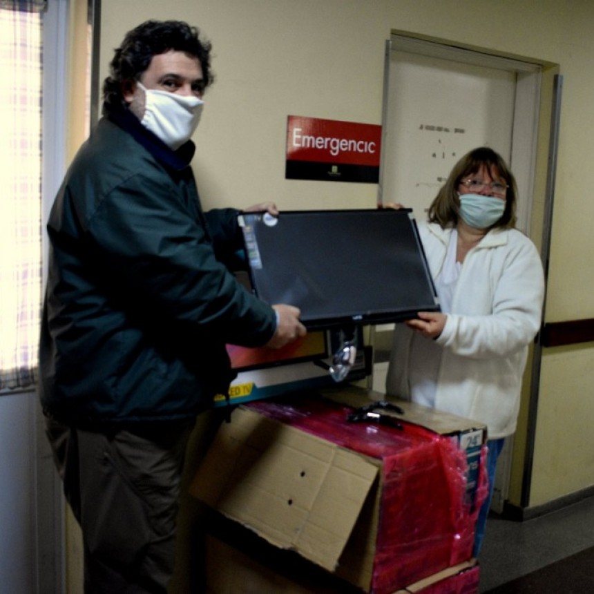 LA FUNDACION GESTOS APORTO 10 TELEVISORES PARA LAS HABITACIONES DE INTERNACION DEL HOSPITAL FRANCISCO EGUIGUREN