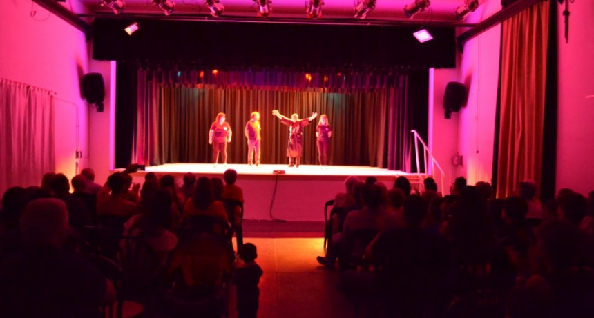 VUELVE JULIO TEATRAL