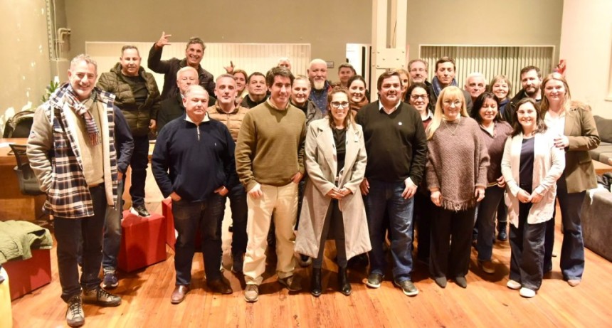 El radicalismo bonaerense se puso en marcha para "protagonizar la agenda del futuro"