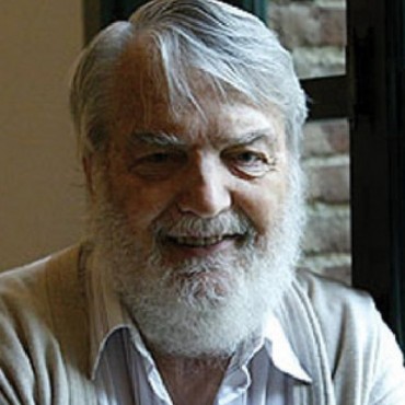 FERIA DEL LIBRO – HOY SÁBADO ESTARÁ OSVALDO BAYER