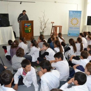 ENTREGARON LOS PREMIOS DEL CERTAMEN LITERARIO