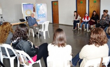 NUEVA JORNADA SOBRE LACTANCIA MATERNA