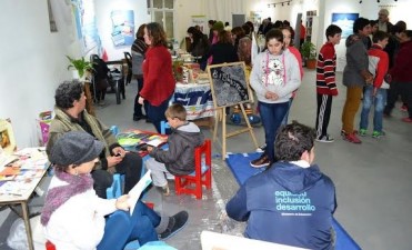 CON GRAN ÉXITO Y MUCHA GENTE CERRÓ LA 3ª FERIA DEL LIBRO