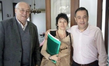 AUTORIDADES TRESLOMENSES EN ALMUERZO DE TRABAJO CON FINOCCHIARO