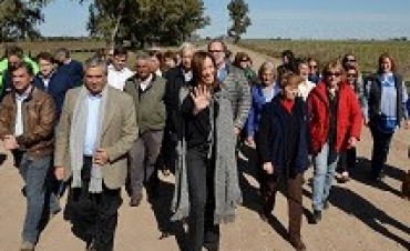 VIDAL INAUGURO OBRAS Y CONVERSO CON VECINOS EN RIVADAVIA, VILLEGAS Y AMEGHINO