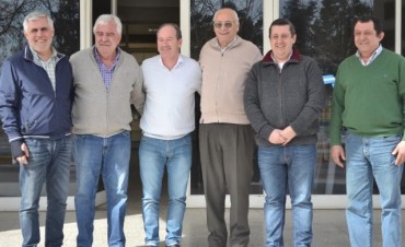 INTENDENTES DE LA SEXTA SECCION SE REUNIERON EN TRES LOMAS