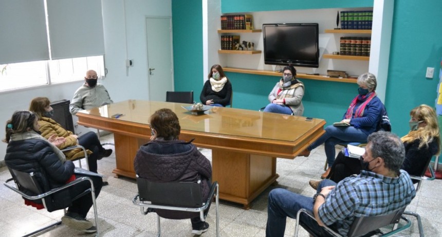 REUNIÓN POR EL TRASLADO DE LA BIBLIOTECA