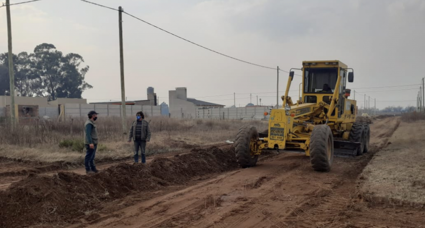 INTENSOS TRABAJOS DE REPARACIÓN DE CALLES EN BARRIO MUTER