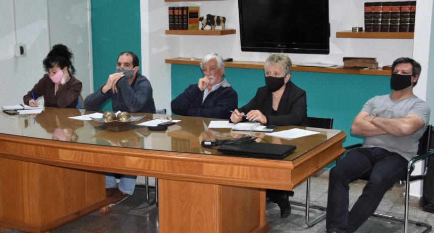CARRERA ENCABEZÓ VIDEOCONFERENCIA CON EL MINISTRO DE EDUCACIÓN DE LA NACIÓN