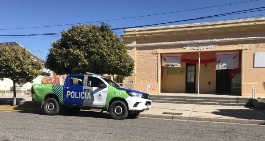 SE PUSO EN FUNCIONAMIENTO UN CENTRO OPERATIVO POLICIAL EN EL CENTRO CULTURAL BARRACCHIA