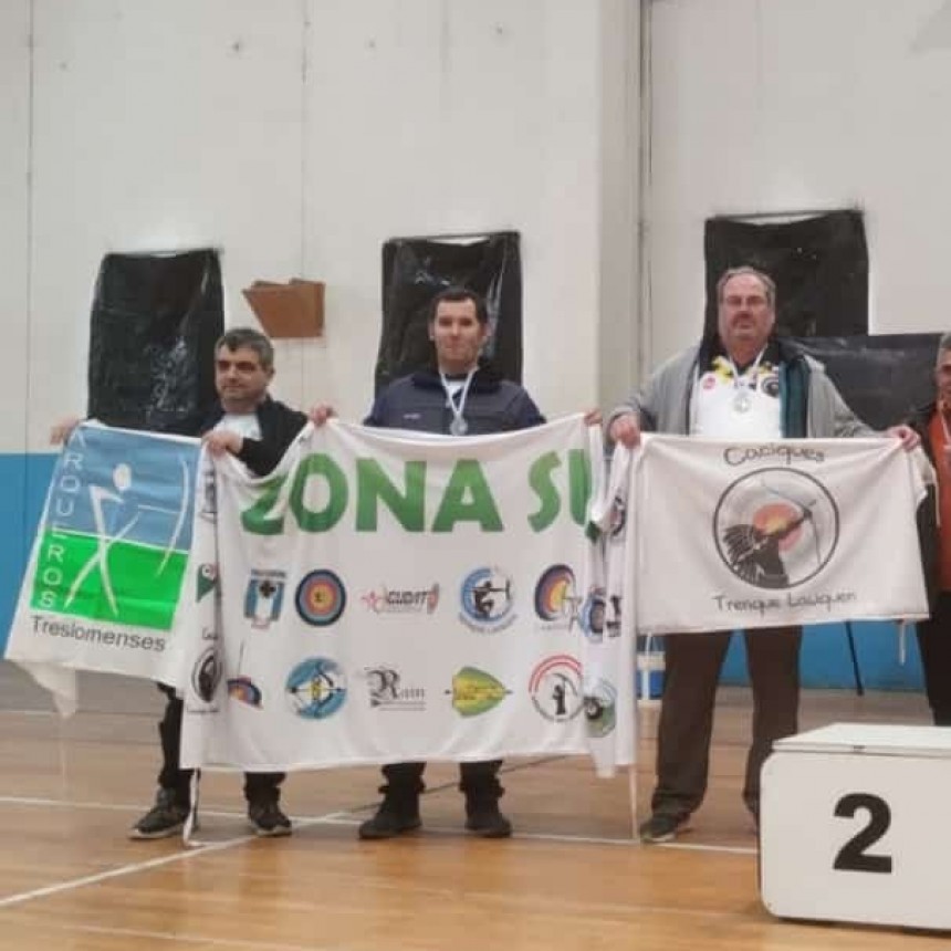 DOS TRESLOMENSES LOGRARON MEDALLA DE PLATA EN EL NACIONAL DE TIRO CON ARCO POR EQUIPOS