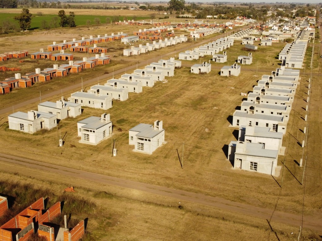 AVANZA LA TERMINACIÓN DE LAS 48 VIVIENDAS DEL PLAN BONAERENSE II