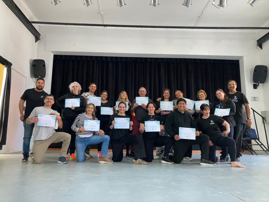 CAPACITACIÓN DE DANZA FOLCLÓRICA Y ZAPATEO