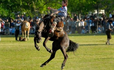 SIGUEN A LA VENTA LAS ENTRADAS PARA LA GRAN JINETEADA DE CARLOS TEJEDOR
