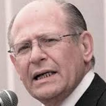 EL INSTITUTO ARGENTINO DE ENERGIA GENERAL MOSCONI INCORPORO COMO MIEMBRO ACTIVO AL  DR. MARIO LUIS ESPADA