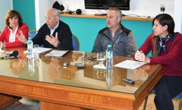 'NUESTRO ESFUERZO ES RECONOCIDO POR LOS ESTAMENTOS PROVINCIALES Y NACIONALES', DIJO ALVAREZ EN CONFERENCIA DE PRENSA