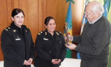 EL INTENDENTE RECIBIO A LA COORDINADORA ZONAL DE LA SUPERINTENDENCIA DE POLITICAS DE GENERO