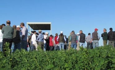 REALIZAN JORNADA SOBRE APROVECHAMIENTO DE PASTURAS DE ALFALFA Y VERDEOS DE INVIERNO PARA SILO