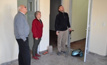 EL INTENDENTE RECORRIÓ LA OBRA DEL ANEXO DE LA ESCUELA SECUNDARIA