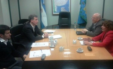 EL INTENDENTE  SE REUNIÓ CON  DIRECTIVOS DEL MINISTERIO DE ECONOMIA DE LA PROVINCIA