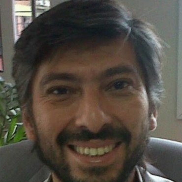 EL DIRECTOR PROVINCIAL DE CONSEJOS ESCOLARES VISITA TRES LOMAS