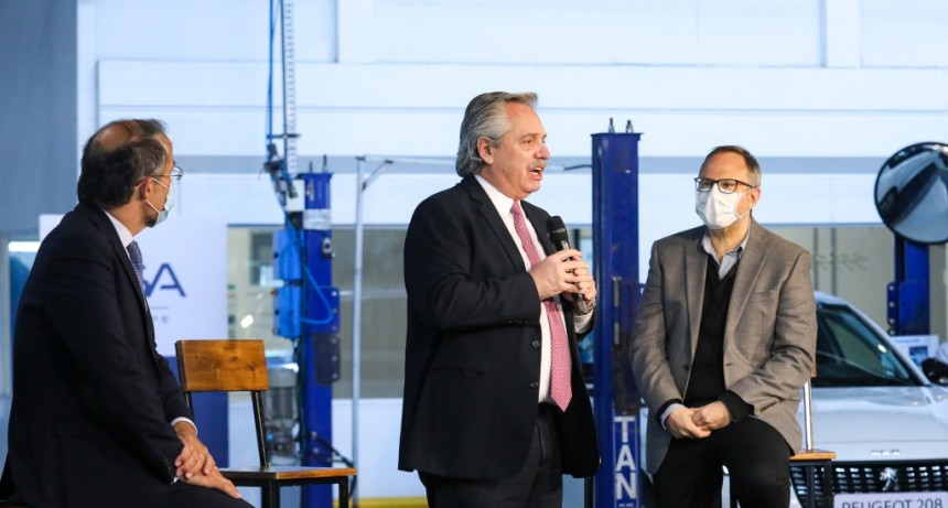 ALBERTO FERNÁNDEZ CONVOCÓ A 