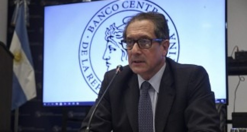 LA COMPRA DE DÓLAR AHORRO TENDRÁ UN RECARGO DEL 35% COMO ANTICIPO DE GANANCIAS