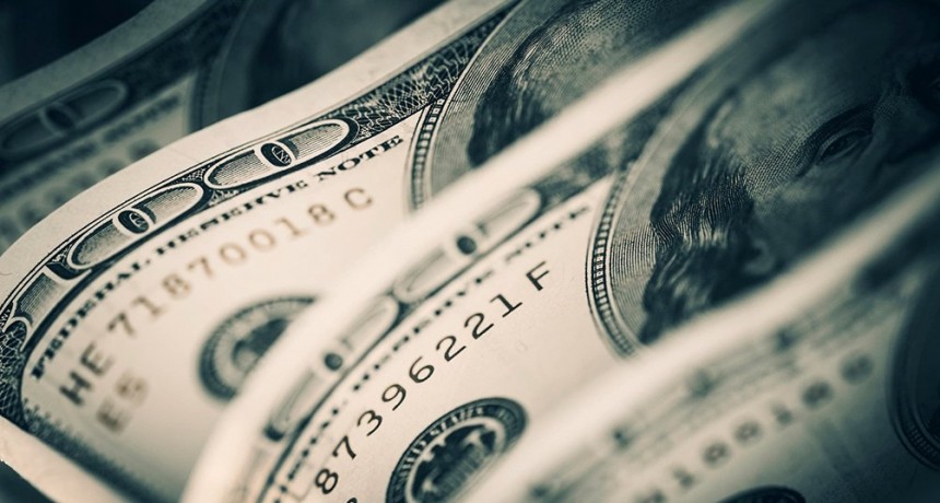 LOS BANCOS VUELVEN A VENDER DÓLARES A TRAVÉS DEL HOMEBANKING