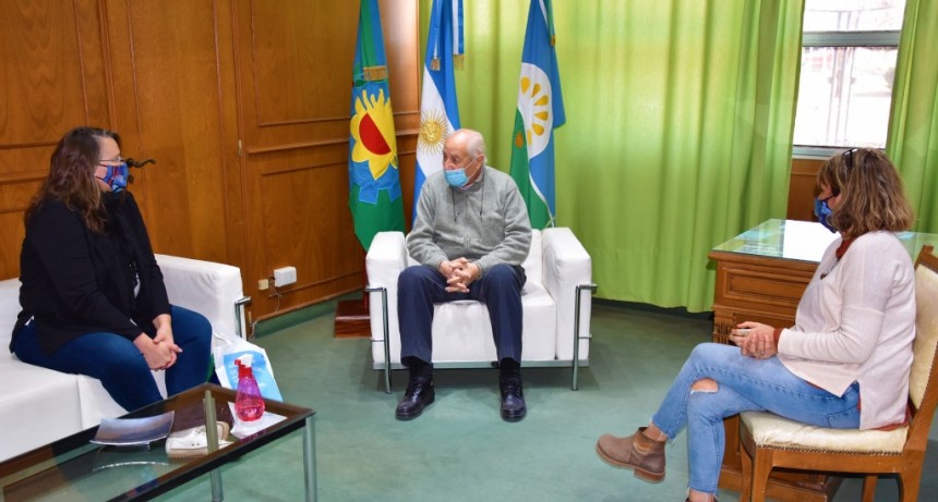 LA COORDINADORA REGIONAL DEL MINISTERIO DE LAS MUJERES, POLÍTICAS DE GÉNERO Y DIVERSIDAD SEXUAL VISITÓ TRES LOMAS