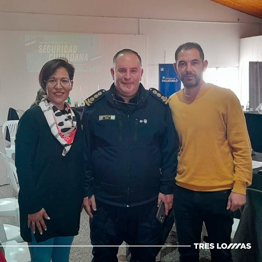 TRES LOMAS PRESENTE EN EL SEMINARIO PROVINCIAL DE SEGURIDAD CIUDADANA