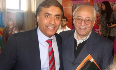 ALVAREZ FIRMÓ UN CONVENIO PARA FORTALECER EL ASILO DE ANCIANOS MUNICIPAL