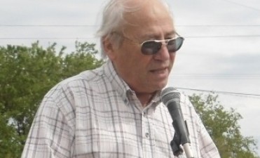 “SI ALGUIEN TIENE LA CERTEZA PARA DENUNCIARLO, QUE LO HAGA POR ESCRITO”