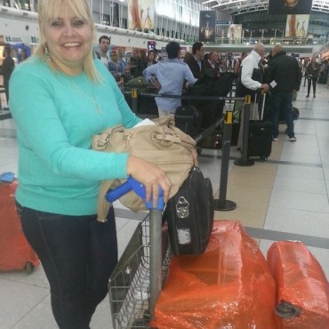 LA PASTORA NORMA LUNA EN LA SELVA AMAZONICA DE PERÚ