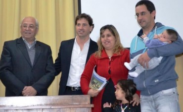 SE ENTREGARON LAS VIVIENDAS DEL BUENOS AIRES HOGAR