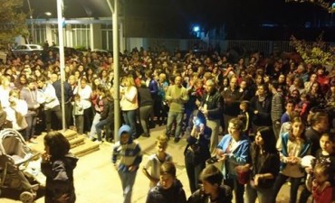 MASIVA MANIFESTACION RECLAMANDO SEGURIDAD EN CASBAS