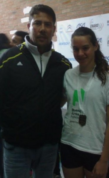 IARA PEREZ GANO EN LA POSTA 5 X 80 Y CORRE LA FINAL