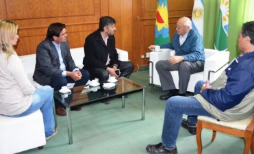 EL INTENDENTE RECIBIO AL DIRECTOR PROVINCIAL DE CONSEJOS ESCOLARES