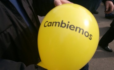 A NIVEL PROVINCIAL TRES LOMAS SE PINTO DE AMARILLO. PERDIO CRISTINA. GANO BULLRICH.