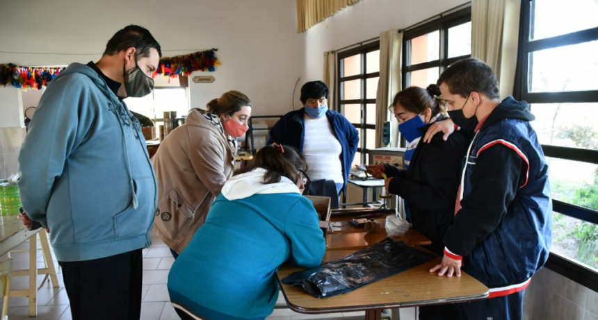 LA JEFA DE DISCAPACIDAD VISITÓ EL TALLER PROTEGIDO 
