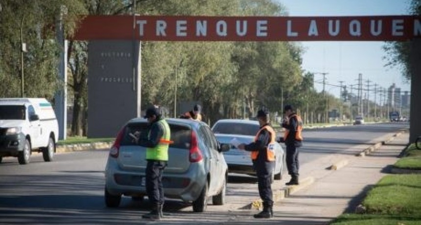LEVANTAN CONTROLES DE ACCESO A LA CIUDAD, AMPLÍAN EL HORARIO DE CIRCULACIÓN Y HABILITAN REUNIONES SOCIALES HASTA 10 PERSONAS