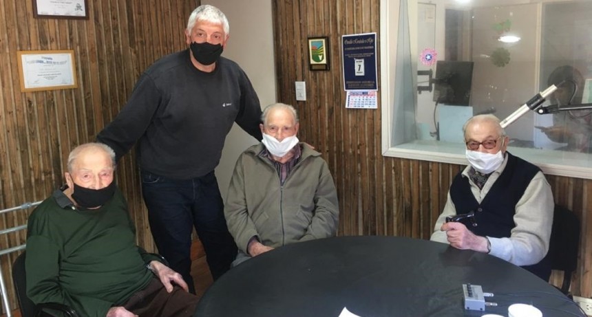 LOS HERMANOS ELEICEGUI CONTARON SU VIDA EN FM AMANECER - 91, 93 y 95 AÑOS DE HISTORIA