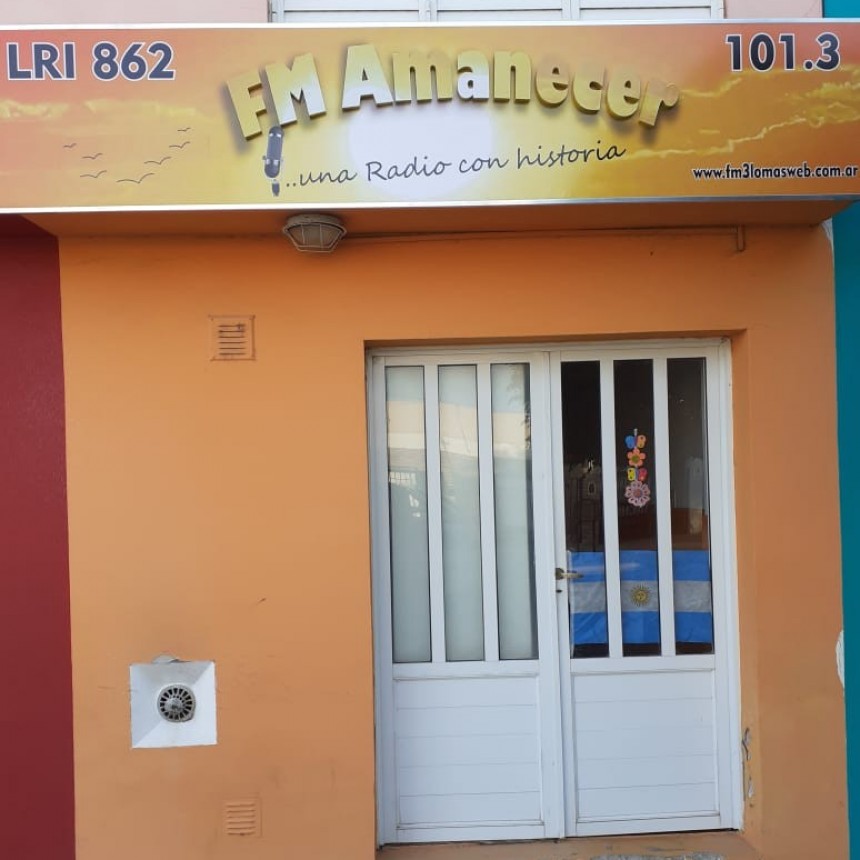 PRIMAVERA CON CARTEL RENOVADO EN FM AMANECER